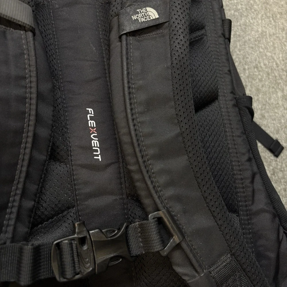 The North Face Lapttop Backpack Flexvent Black Large Recon